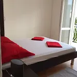 Rooms Tomas